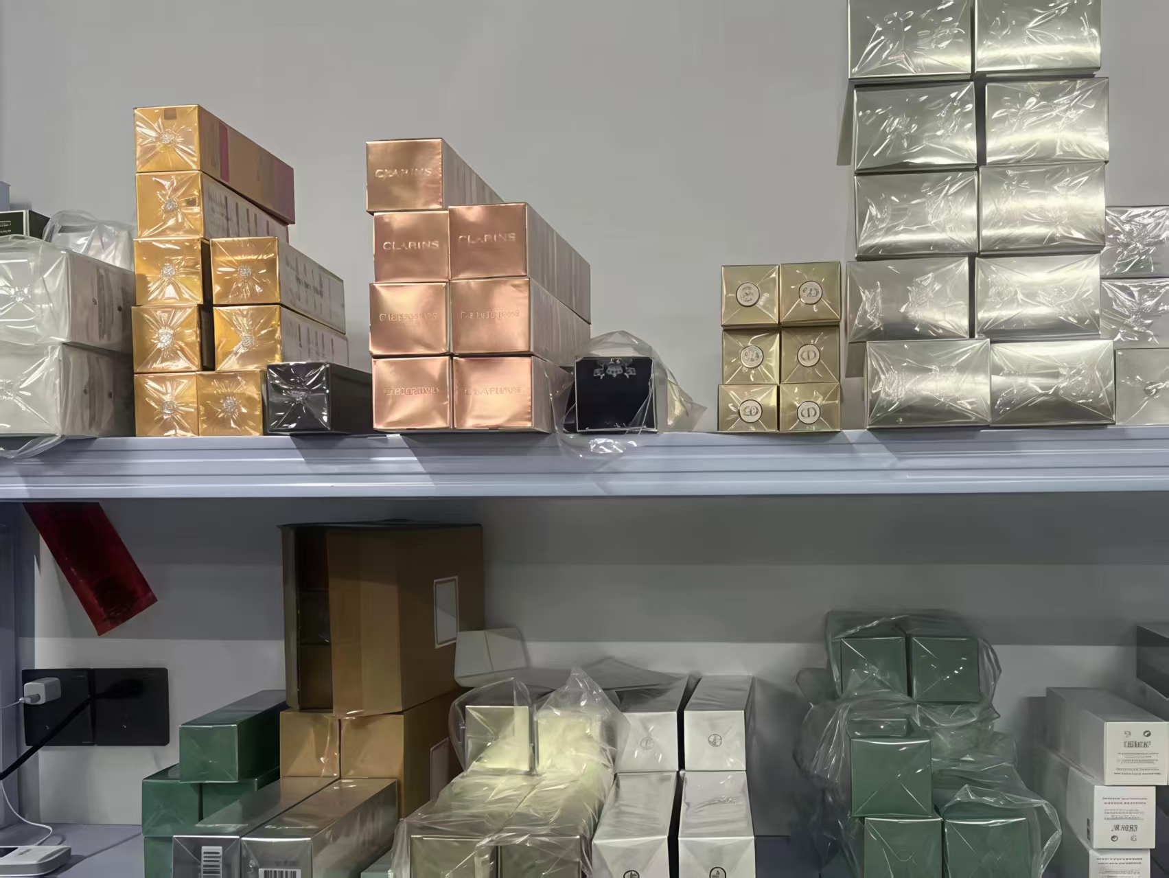 香港日用品销毁服务 | 积压库存如何销毁防止流入市场？勤合阳光国际提供专业解决方案